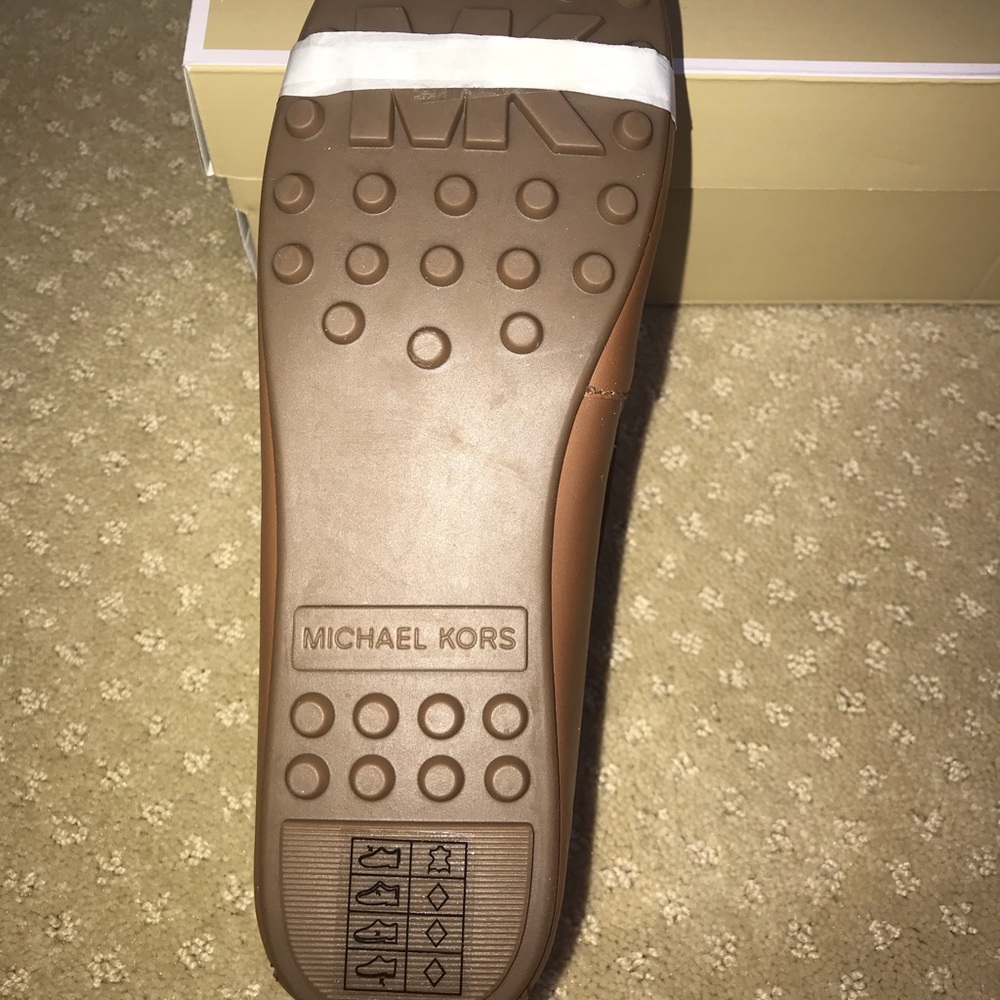 Michael Kors Daisy Moccasins - Picture 3 of 4